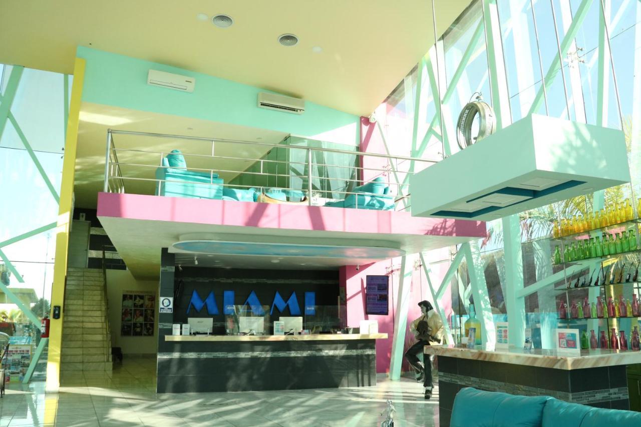 Miami Inn ヌエボ・バジャルタ エクステリア 写真