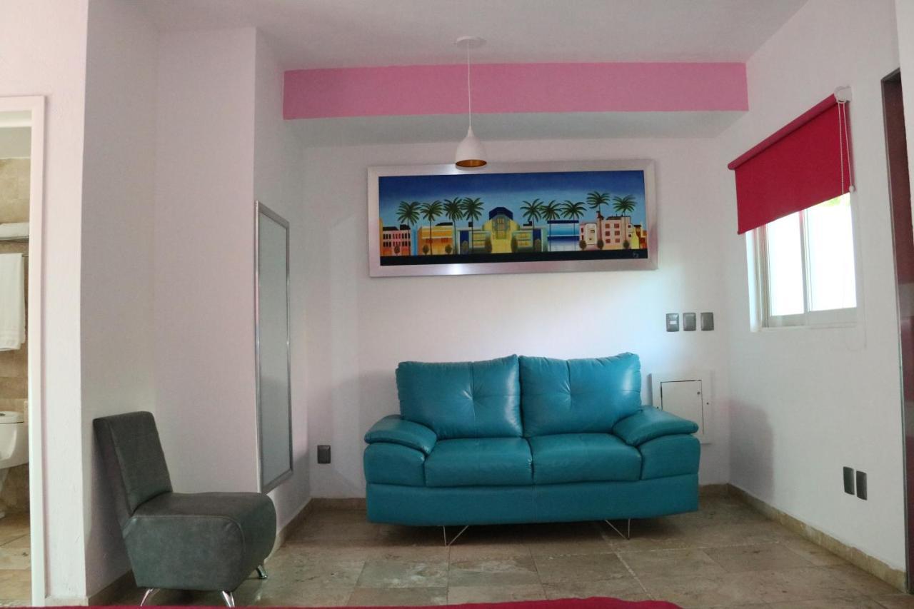 Miami Inn ヌエボ・バジャルタ エクステリア 写真