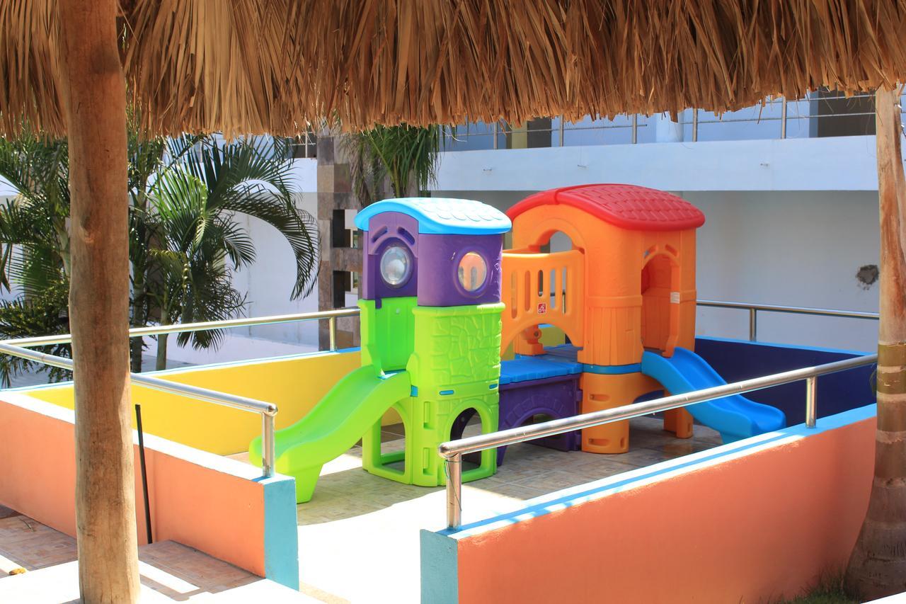 Miami Inn ヌエボ・バジャルタ エクステリア 写真