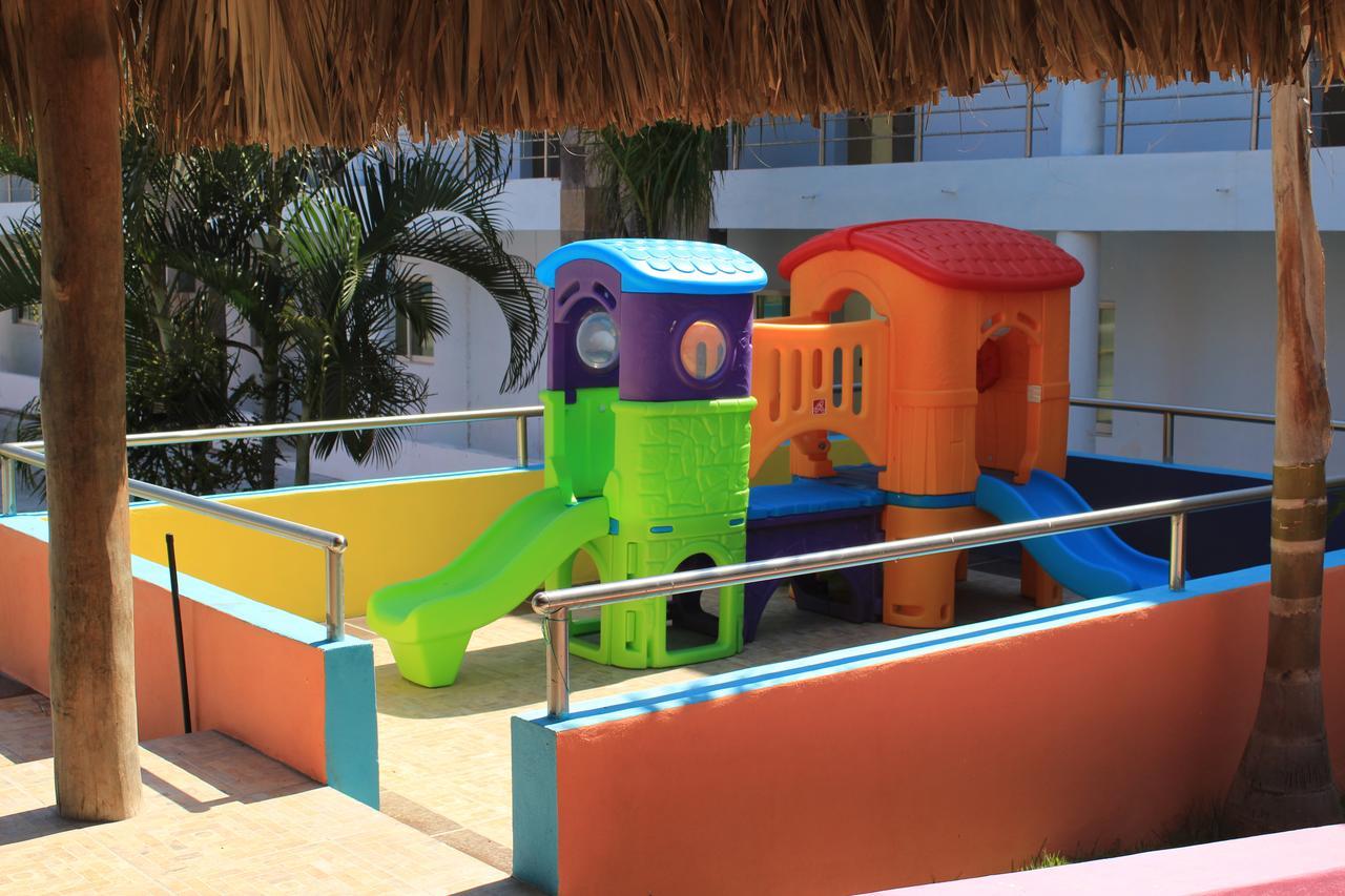 Miami Inn ヌエボ・バジャルタ エクステリア 写真