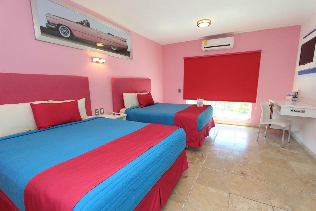 Miami Inn ヌエボ・バジャルタ エクステリア 写真