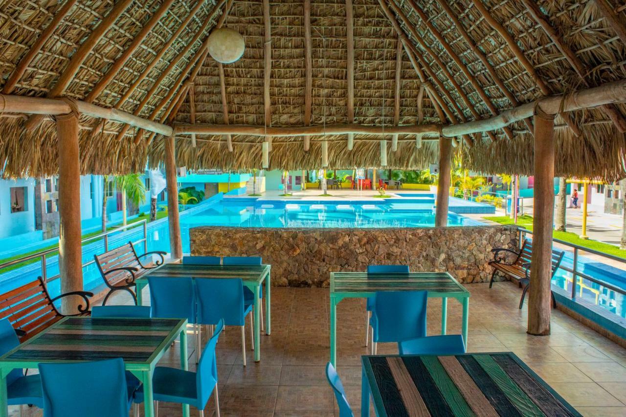 Miami Inn ヌエボ・バジャルタ エクステリア 写真